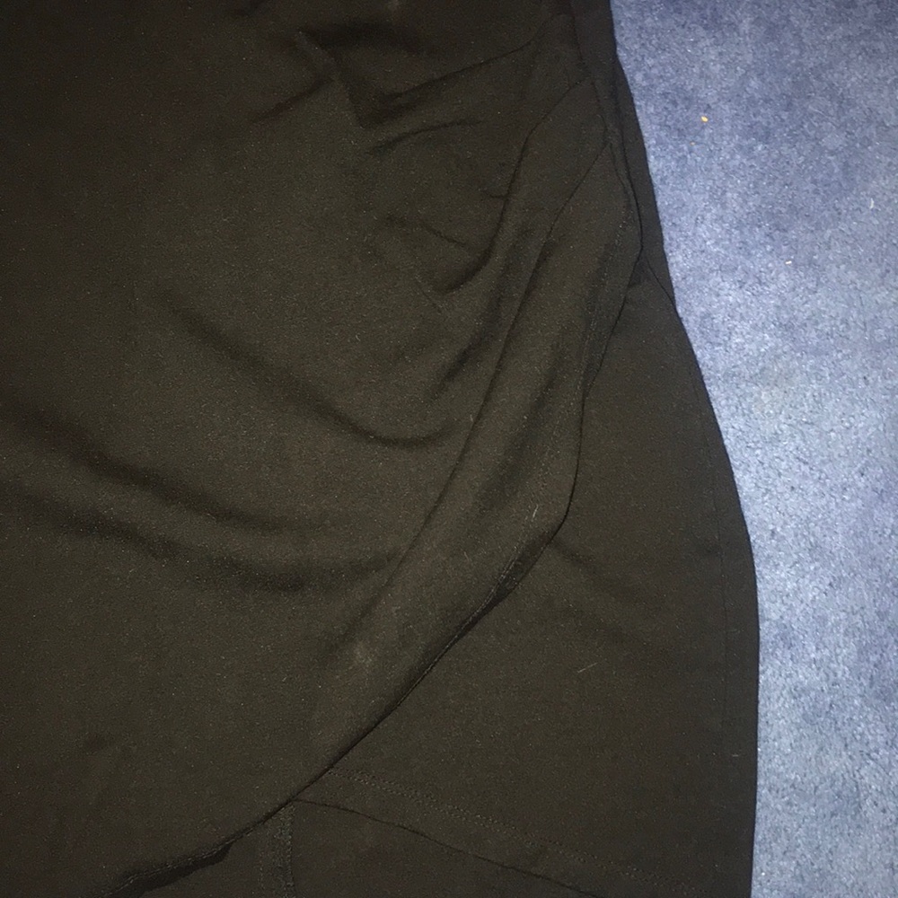 ✨LBD✨ - Picture 3 of 4